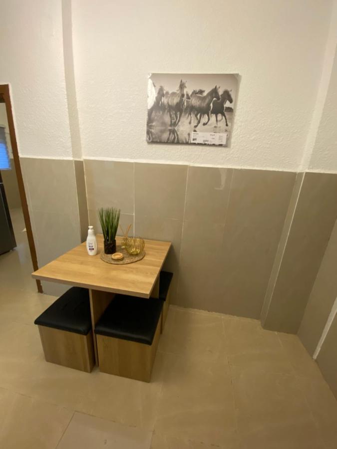 Horses House Apartment คีราค ภายนอก รูปภาพ