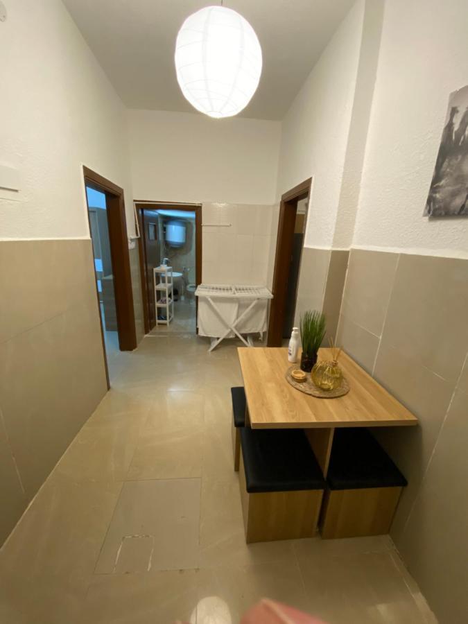 Horses House Apartment คีราค ภายนอก รูปภาพ